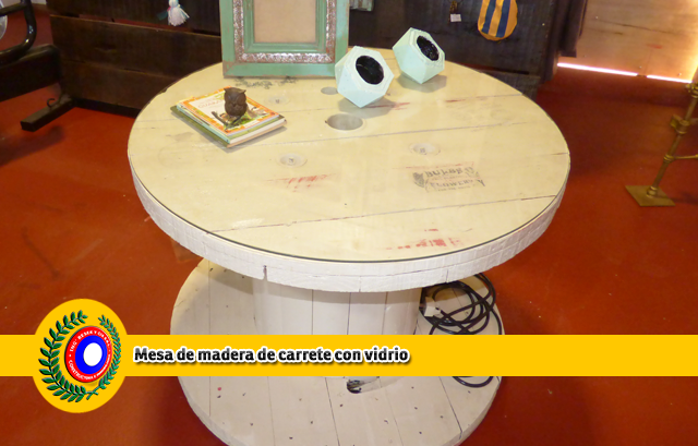 Muebles reciclados de carretes de madera en HACER DECORACIONES 3 mesas recicladas, muebles reciclados, hacer decoraciones, mesas de carreteles o bobinas