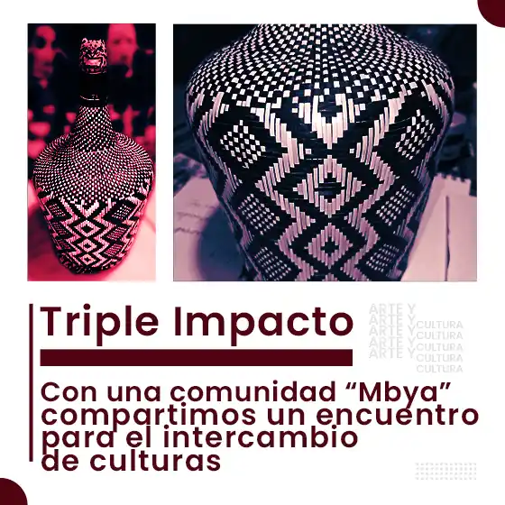 Cestería Mbya Guaraní tejida en blanco y negro con diseños geométricos ancestrales, ofrenda de vínculo de la comunidad Ivytu Porá del Cuña Pirú al ingeniero Julio Resek de Constructora Resek, Posadas, Misiones, mayo 2026