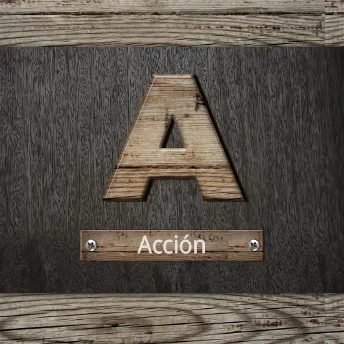 Letra A tallada en madera con el cartel Acción, ícono de Espacio Crea, Constructora Resek